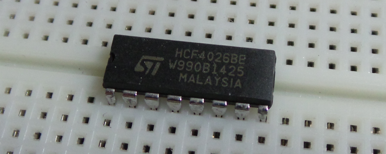 CD4026Drive_chip - ST HCF4026BE
